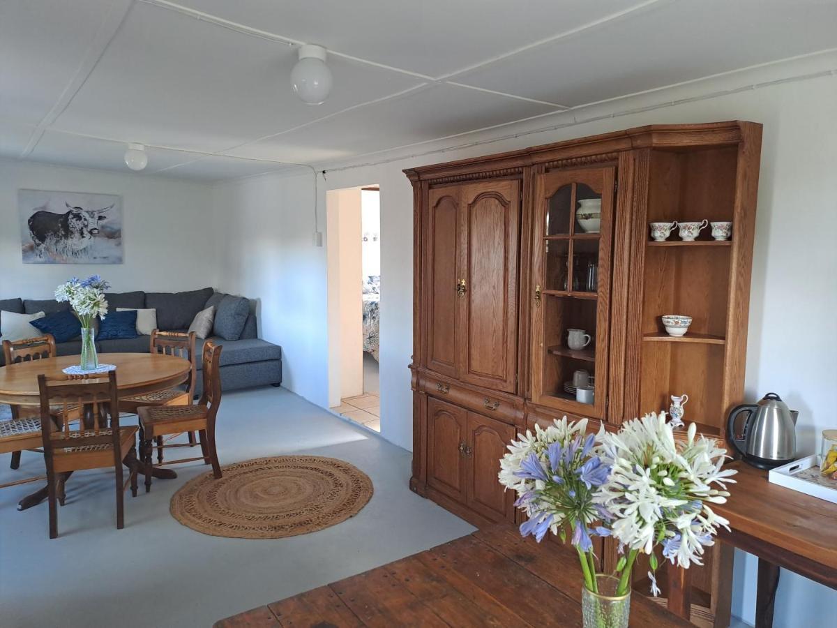De Hoop Guest Farm Apartment Beaufort West Bagian luar foto
