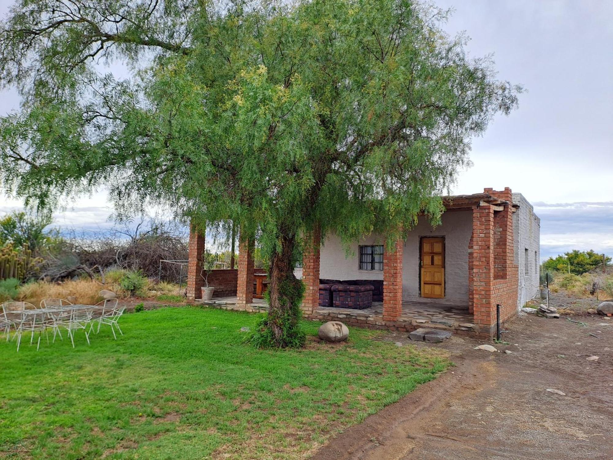 De Hoop Guest Farm Apartment Beaufort West Bagian luar foto